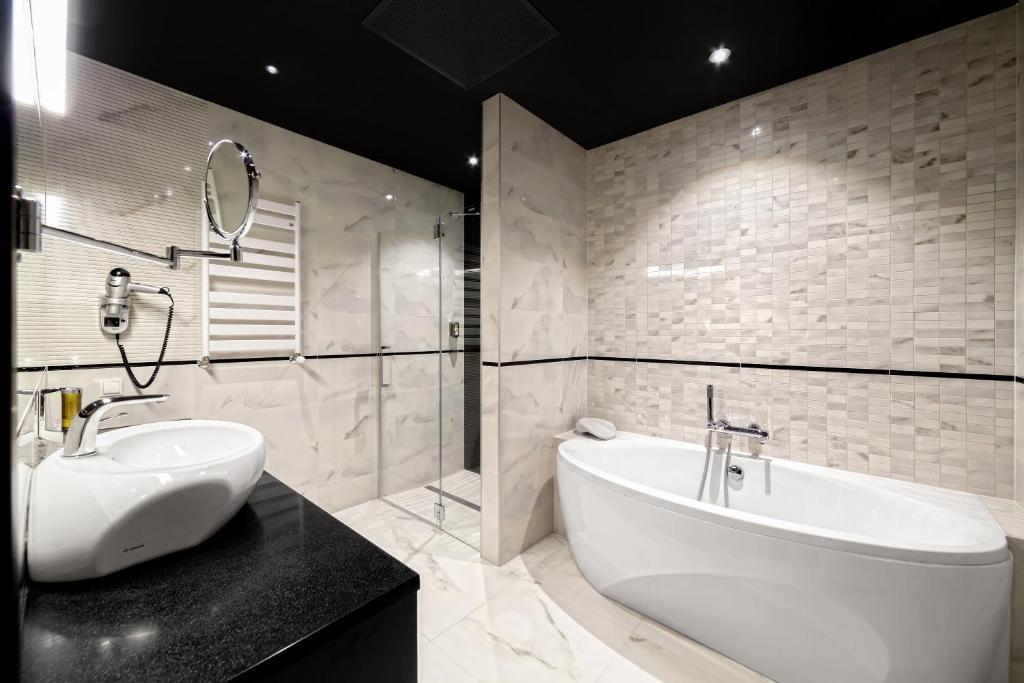 Sloneczny Zdroj Medical Spa & Wellness Busko Zdroj Bilik gambar